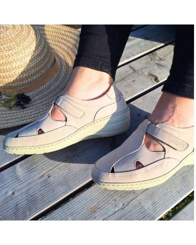 chaussure fermée femme