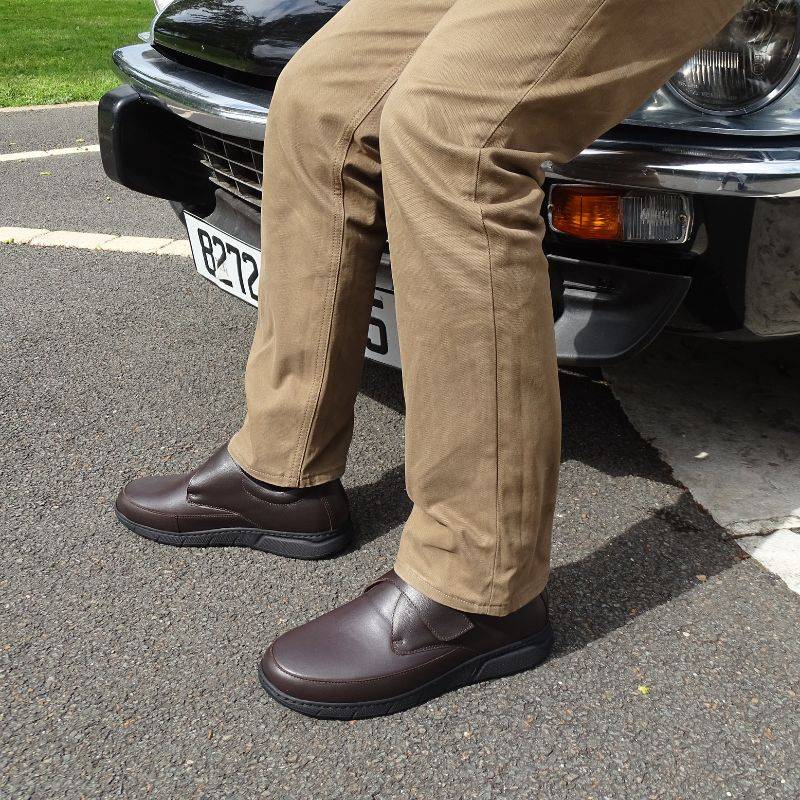 chaussure homme cuir marron Pharmaconfort